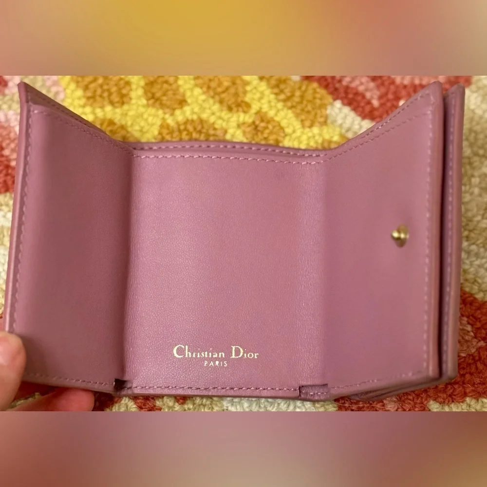 CHRISTIAN DIOR 30 Montaigne CD Logo Pink Barbie Coquette Compact Wallet Case